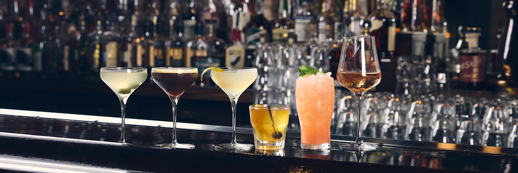 Happy Hour at 1933 Lounge